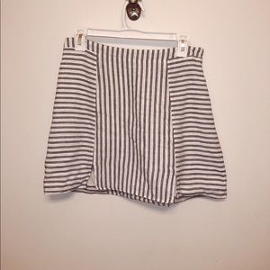 Black and white striped skirt with slits